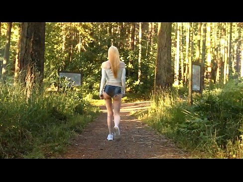❤️ Vacker kvinna rör sig långsamt, inte nakenvideo ❌ Pornvideo at sv.bassaniluigi.ru